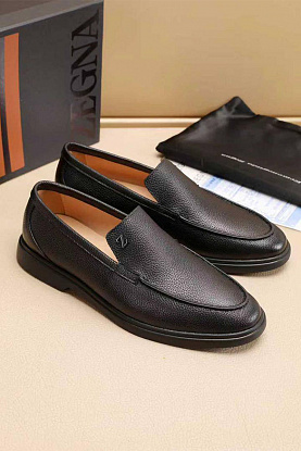 Мужские кожаные лоферы 