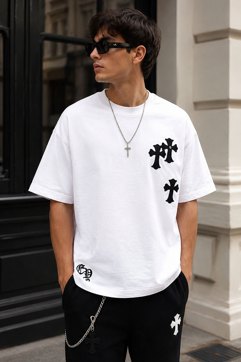 Designer Clothing Белая оверсайз футболка Gothic logo