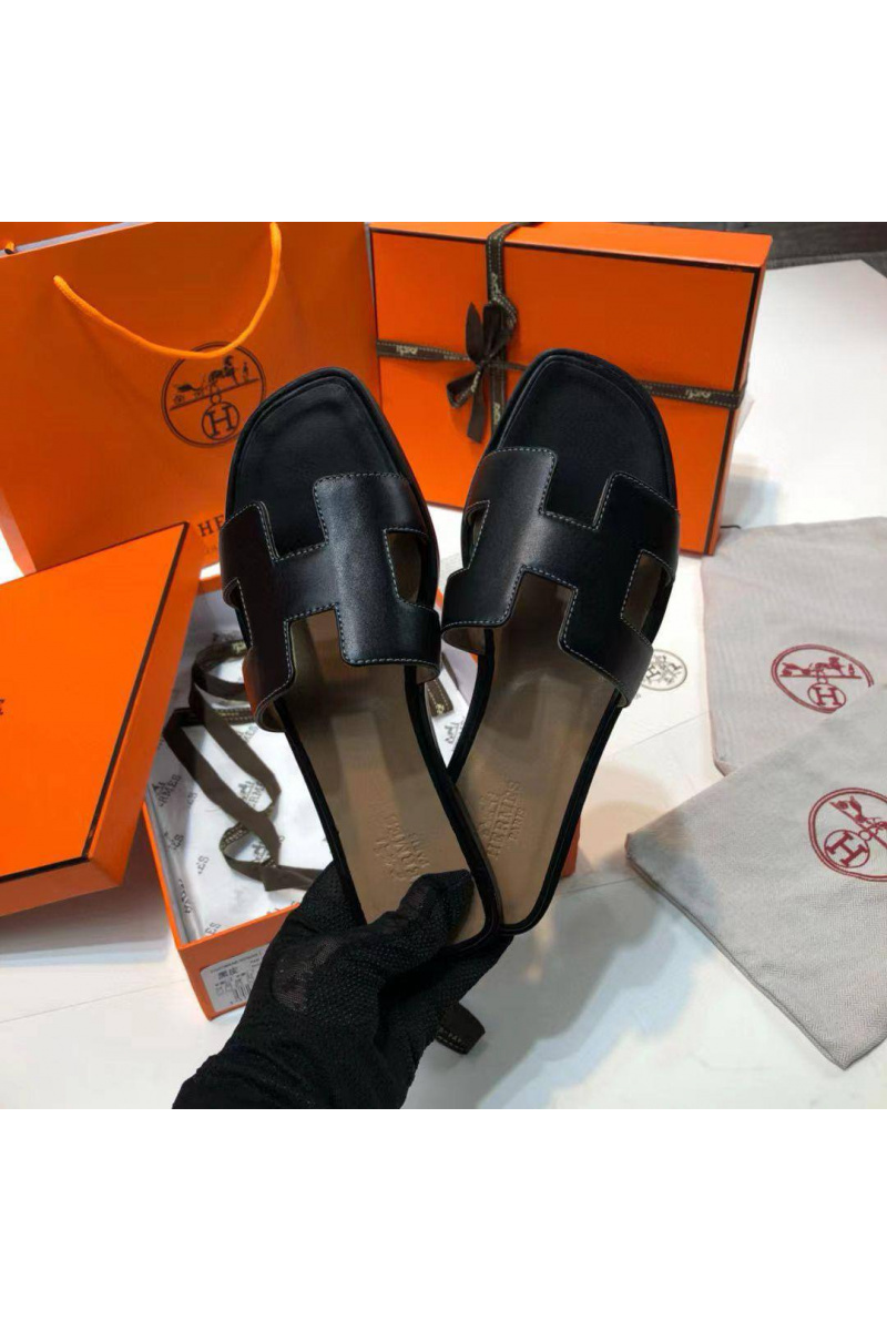 Hermes Женские кожаные шлёпанцы Oran