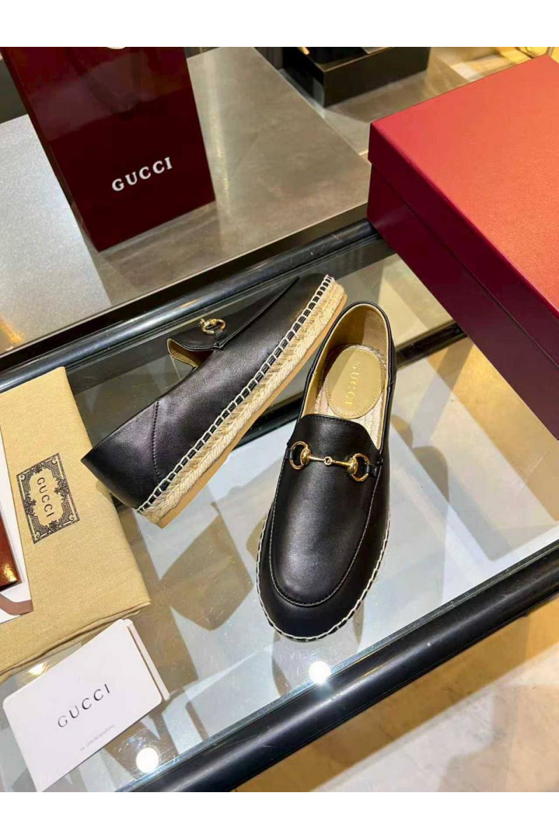 Gucci Женские кожаные лоферы GG Horsebit premium