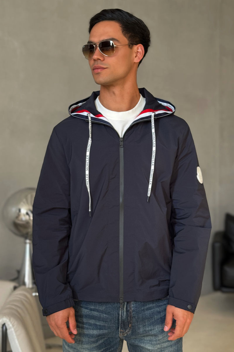 Moncler Тёмно-синяя ветровка Carles logo-patch