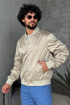 Мужской бежевый бомбер logo-plaque 