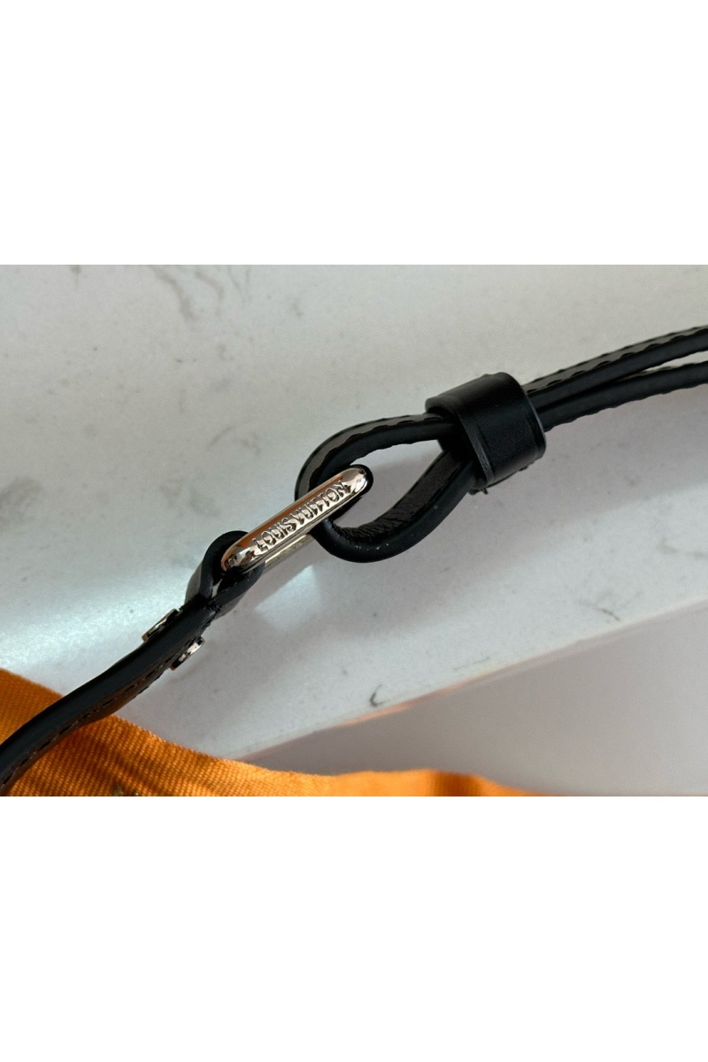 Lоuis Vuittоn Кожаная сумка на пояс Damier Infini Premium 26x13x7 см