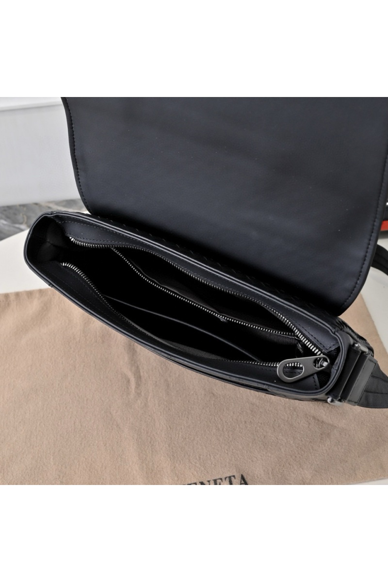 Bottega Veneta Кожаная сумка Premium 27x23x7 см