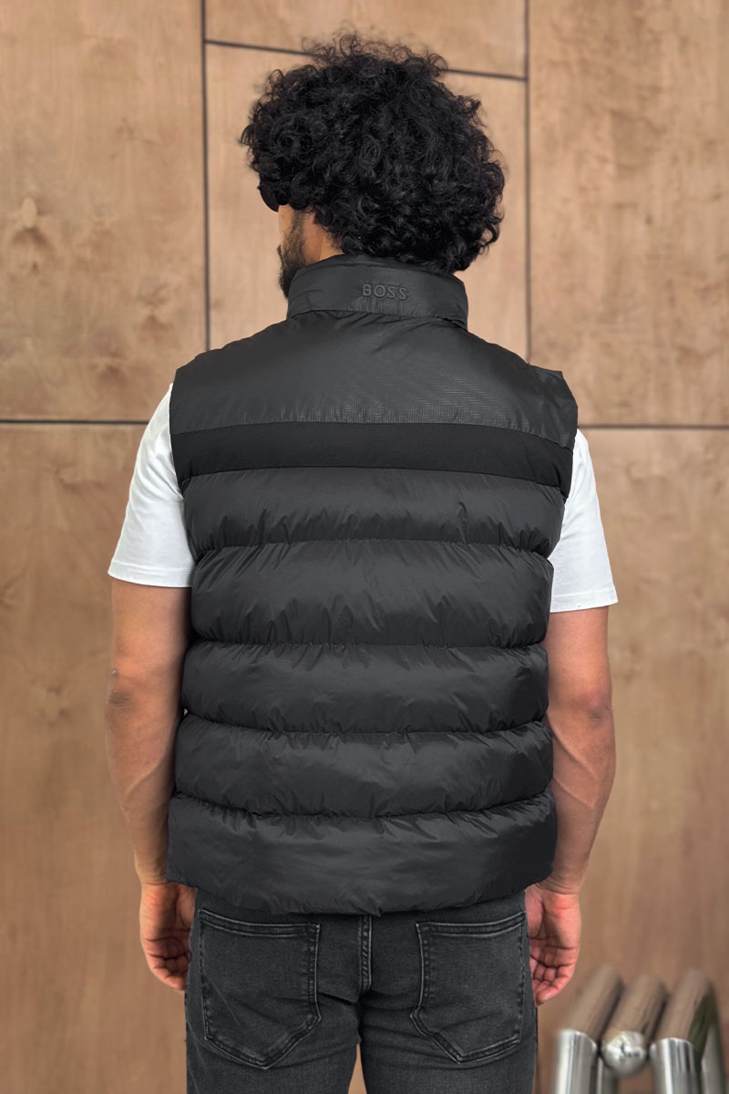 Hugо Воss Мужской чёрный жилет 