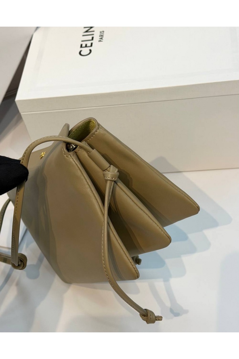 Celine Кожаная сумка Trio Flap premium 22.5x13x3.5 см