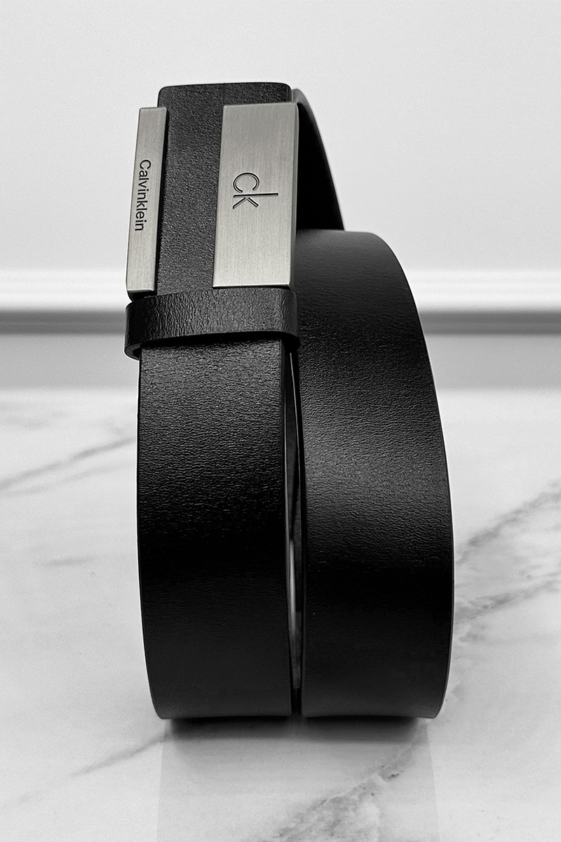 Calvin Klein Мужской кожаный ремень чёрного цвета