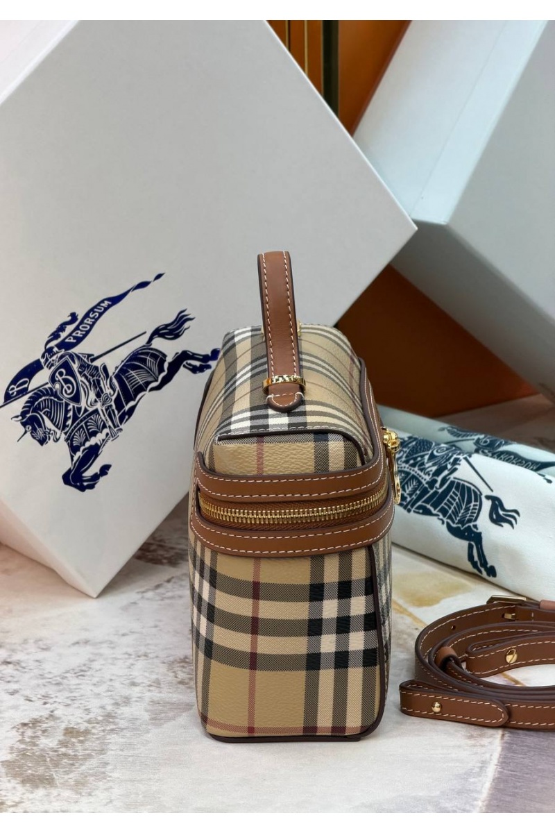 Burberry Кожаная сумка Check Vanity premium 19.5x15x8 см