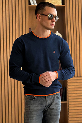 Мужской джемпер тёмно-синего цвета