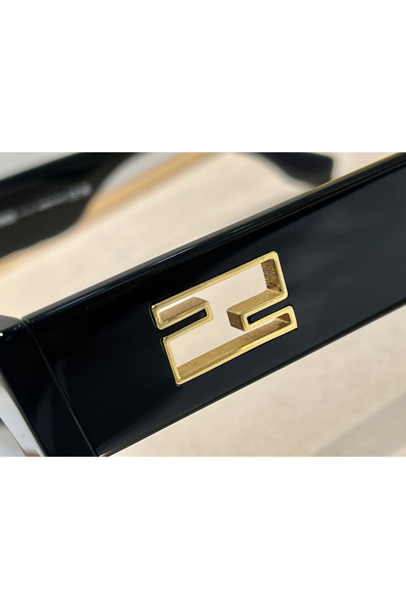 Fendi Солнцезащитные очки Baguette