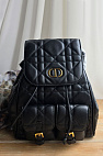Кожаный рюкзак Caro 26x25 см - Black