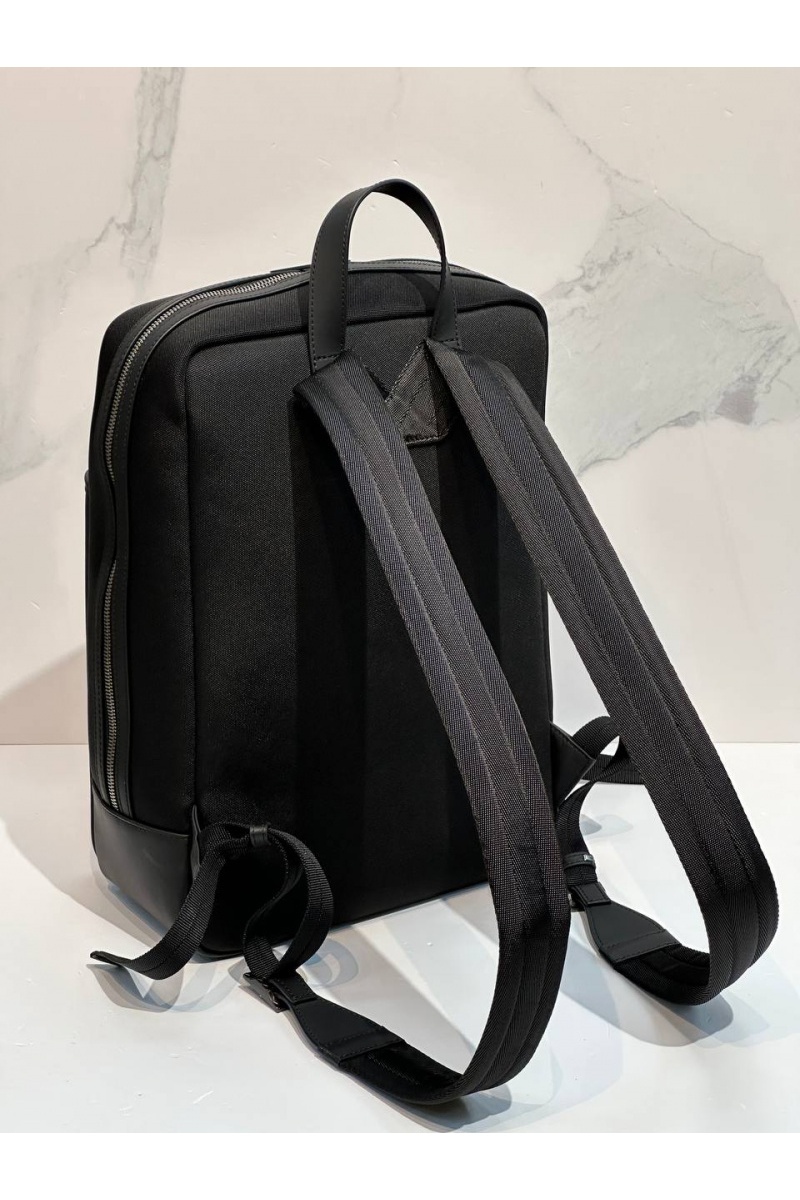 Bottega Veneta Черный рюкзак premium 36x25x15 см