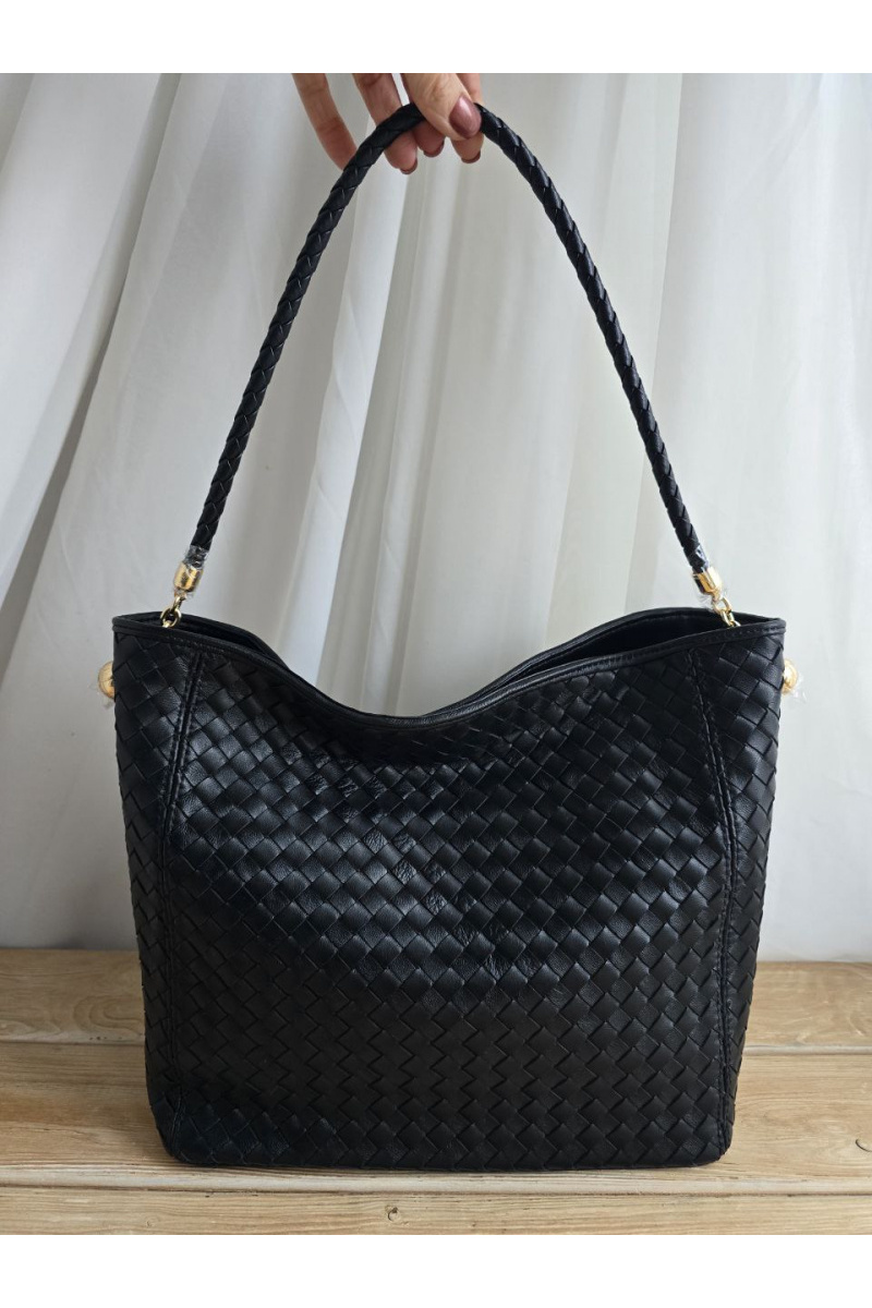 Bottega Veneta Кожаная сумка 33x26 см