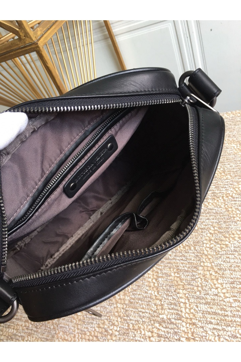 Bottega Veneta Кожаная сумка Premium 30x27x6 см