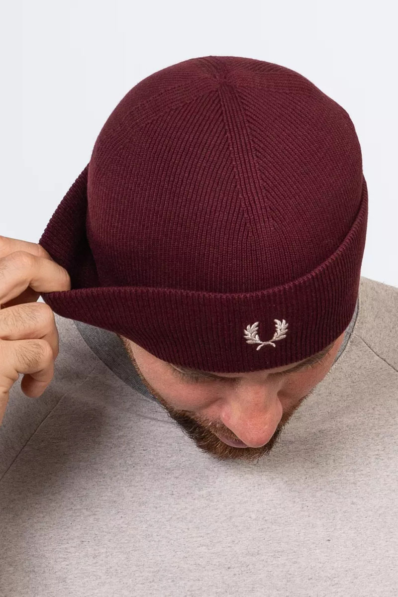 Designer Clothing Шапка logo-embroidered - Wine Berry 