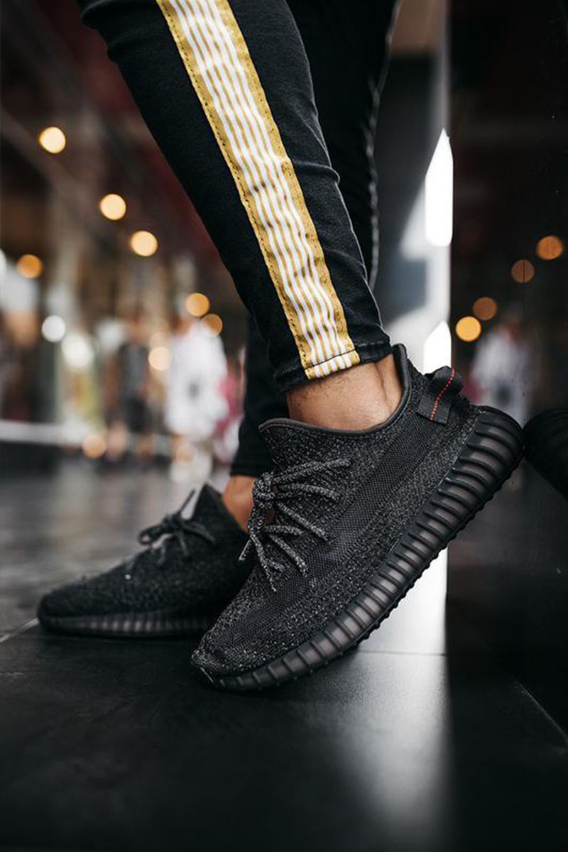 Adidas Yeezy Boost 350 Black