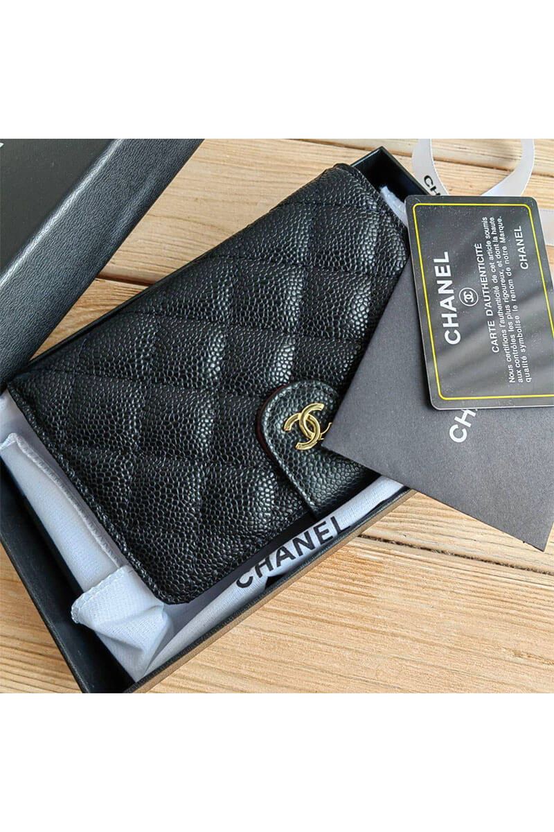 Chаnеl Кожаное портмоне чёрного цвета Caviar 15x10 см