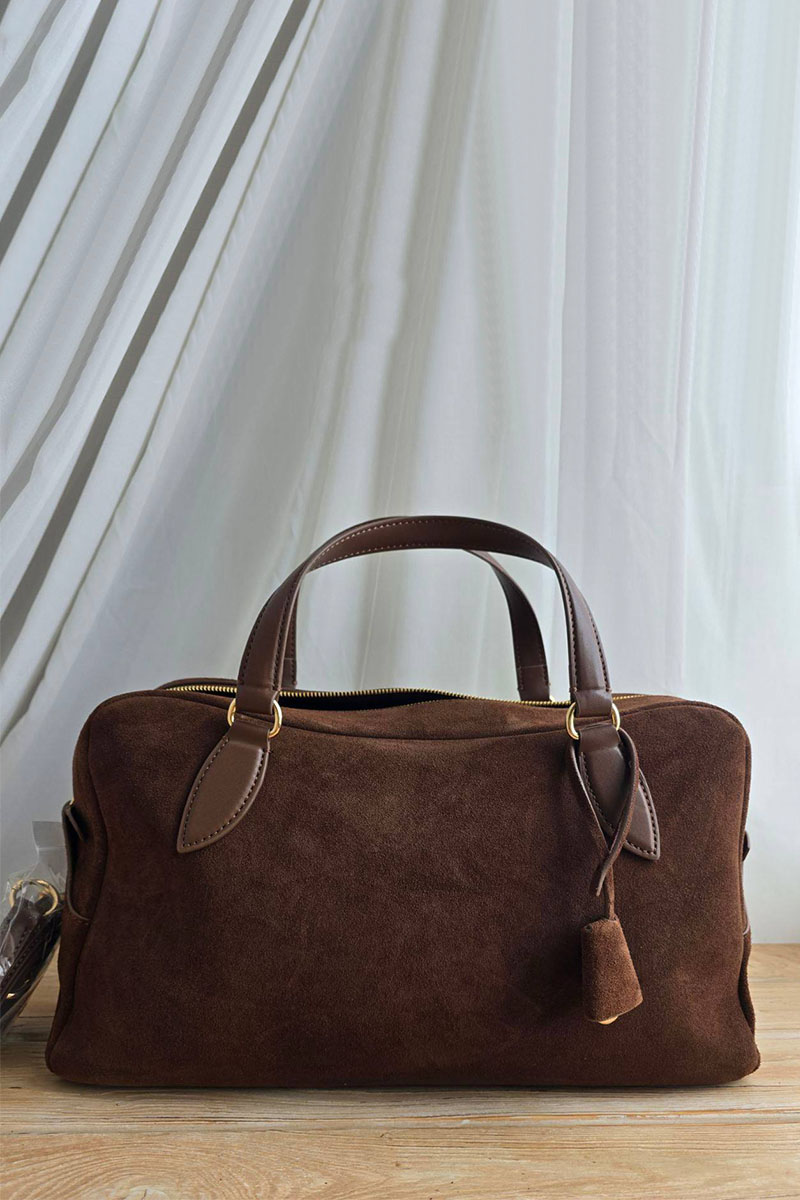 Loro Piana Замшевая сумка Medium Needle 39x23 см