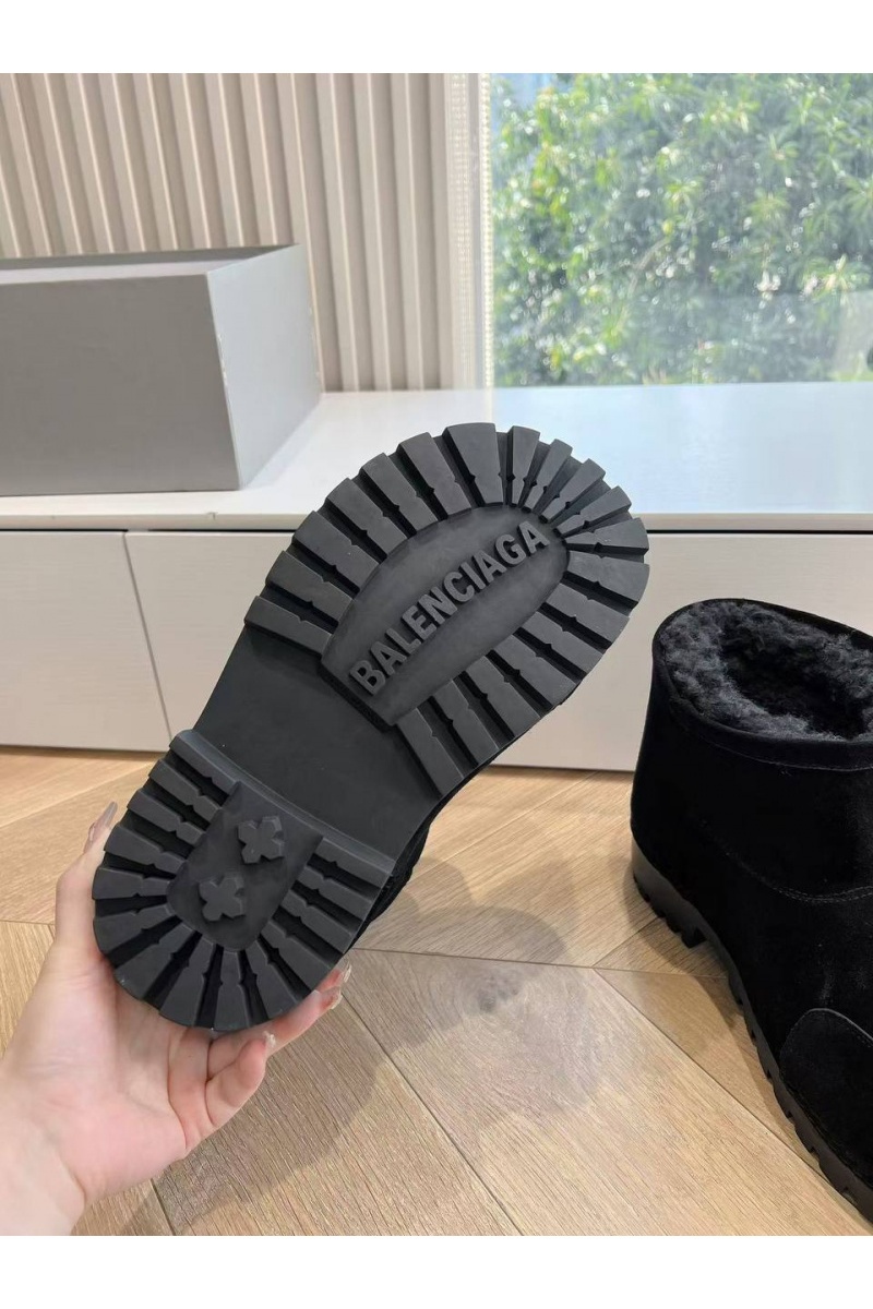 Balenciaga Женские ботинки Alaska Fur Bootie Premium - Black