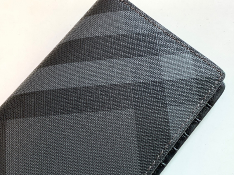 Burberry Кожаный бумажник Premium 19x10x2.5 см