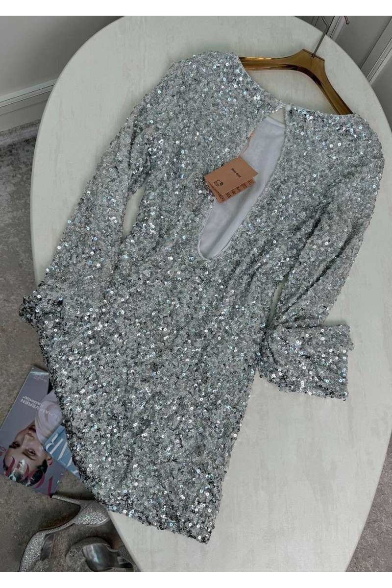 MIU MIU Женское платье в пайетках с открытой спинкой 