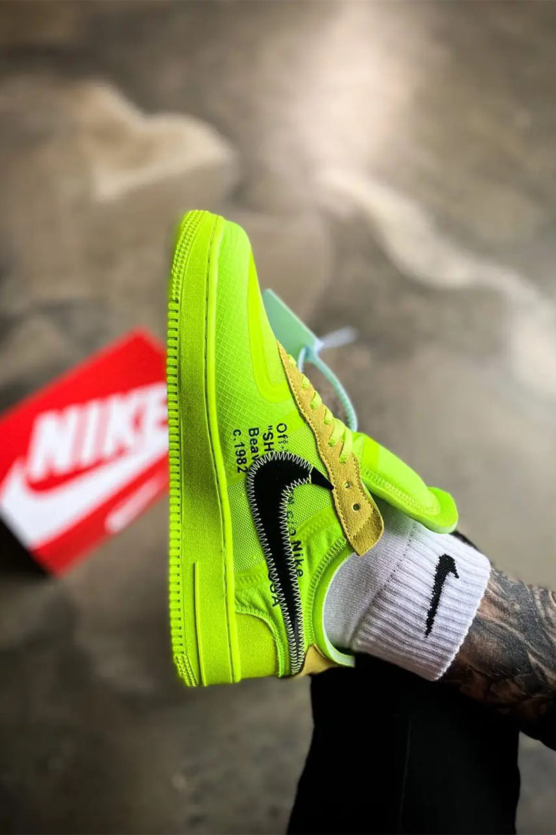 Nike Off White x AF1 Volt