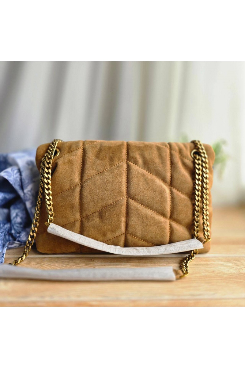 Yves Saint Laurent Замшевая сумка 23x15 см