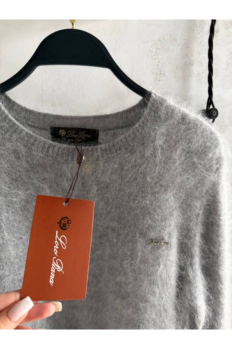 Loro Piana Женский шерстяной свитер premium
