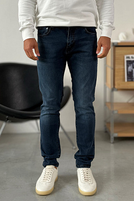 Мужские тёмно-синие джинсы logo-plaque