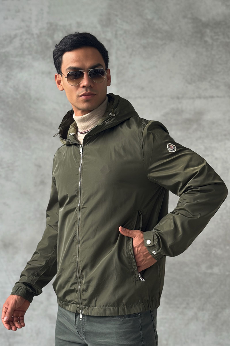 Moncler Зелёная ветровка logo-patch