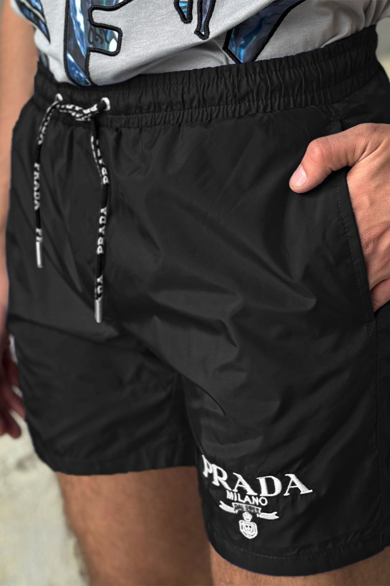 Prada Чёрные шорты logo-embroidered