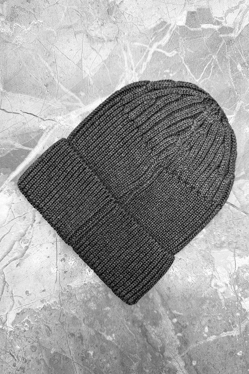 Calvin Klein Шапка серого цвета logo-patch
