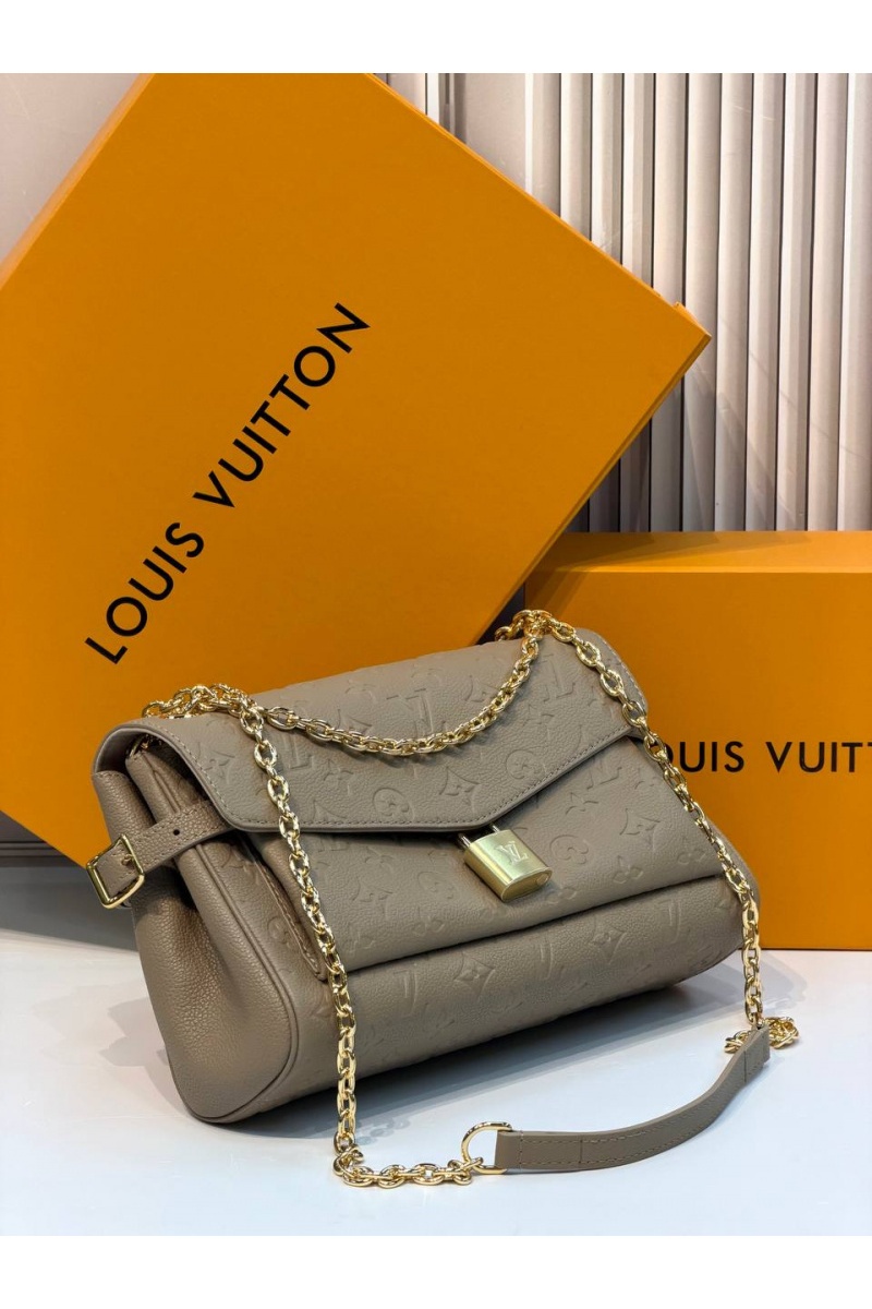 Lоuis Vuittоn Кожаная сумка Anytime Flap premium 29.5x18.5x9.5 см