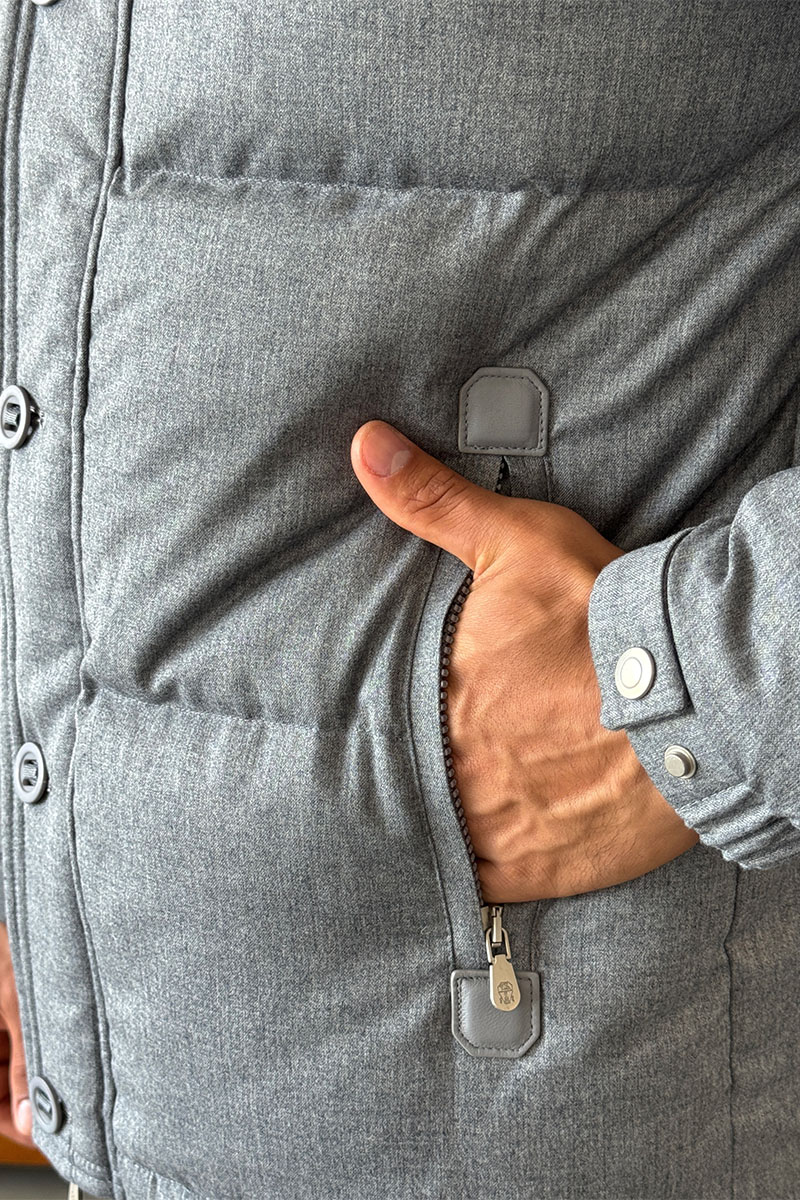 Designer Мужской пуховик серого цвета 