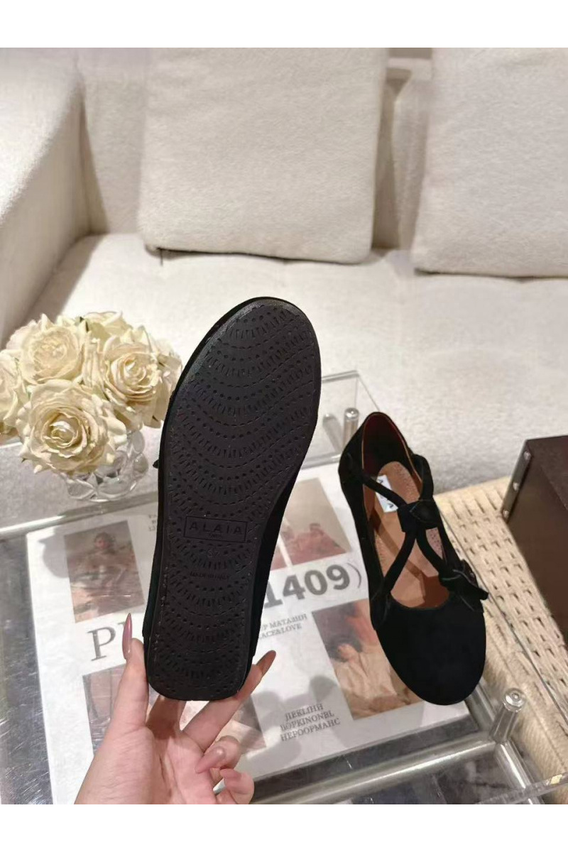 Designer Clothing Женские замшевые балетки Alaia