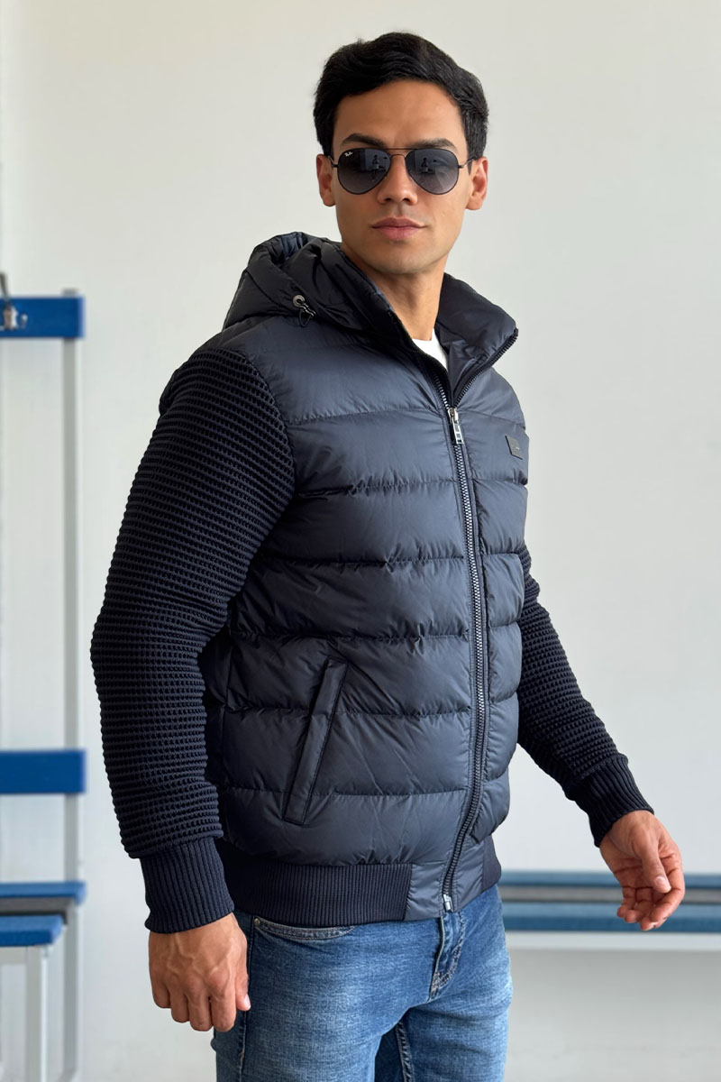 Hugо Воss Тёмно-синяя куртка с вязаными рукавами