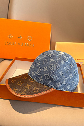 Бейсболка Monogram premium