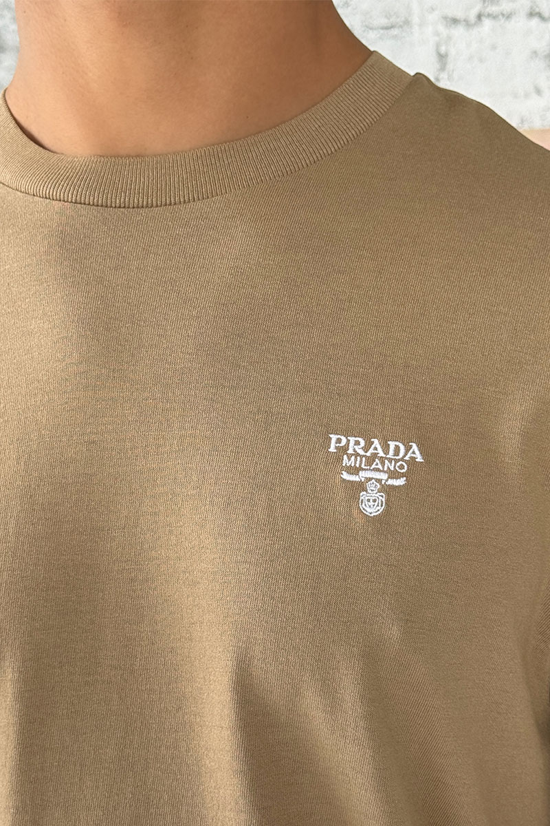 Prada Мужская коричневая футболка 