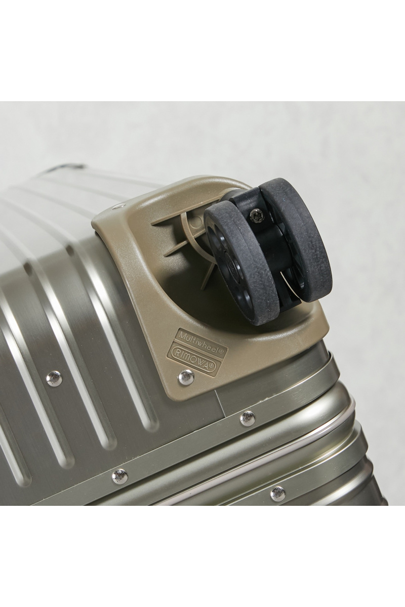 Rimowa Чемодан Aluminum Trunk Premium 77x42x36 см