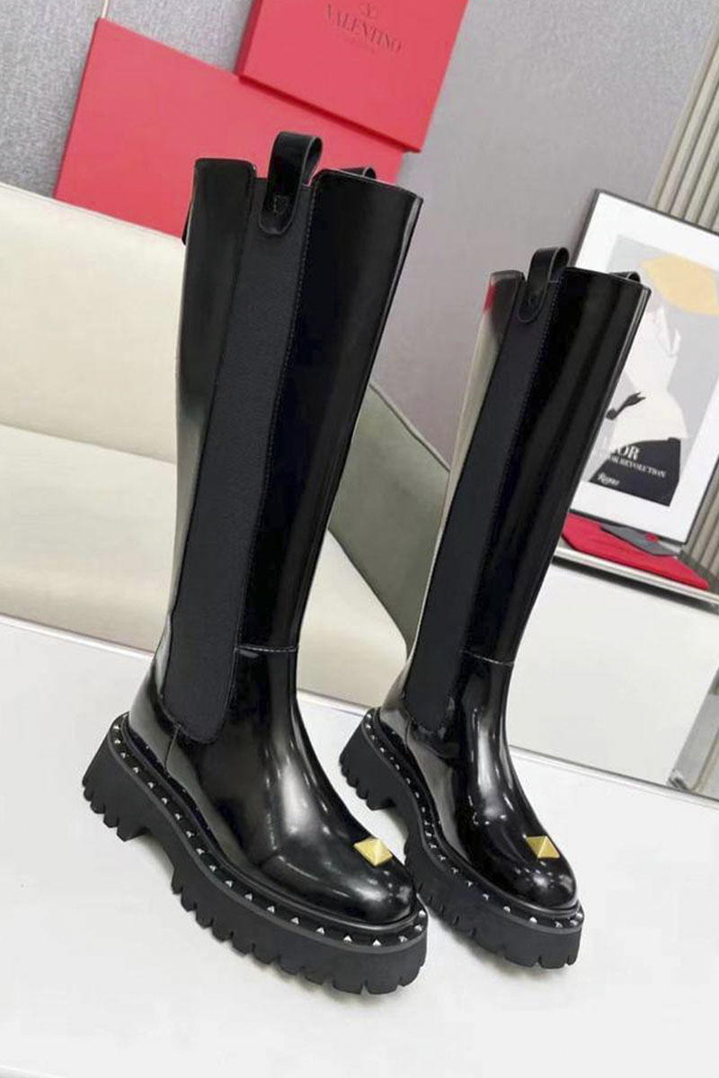 Valentino Женские кожаные сапоги мехом 