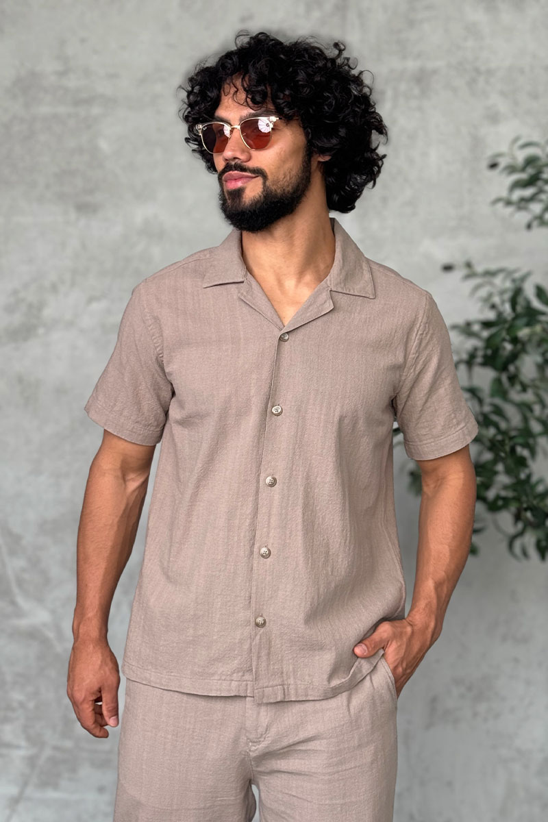 Loro Piana Мужская рубашка бежевого цвета