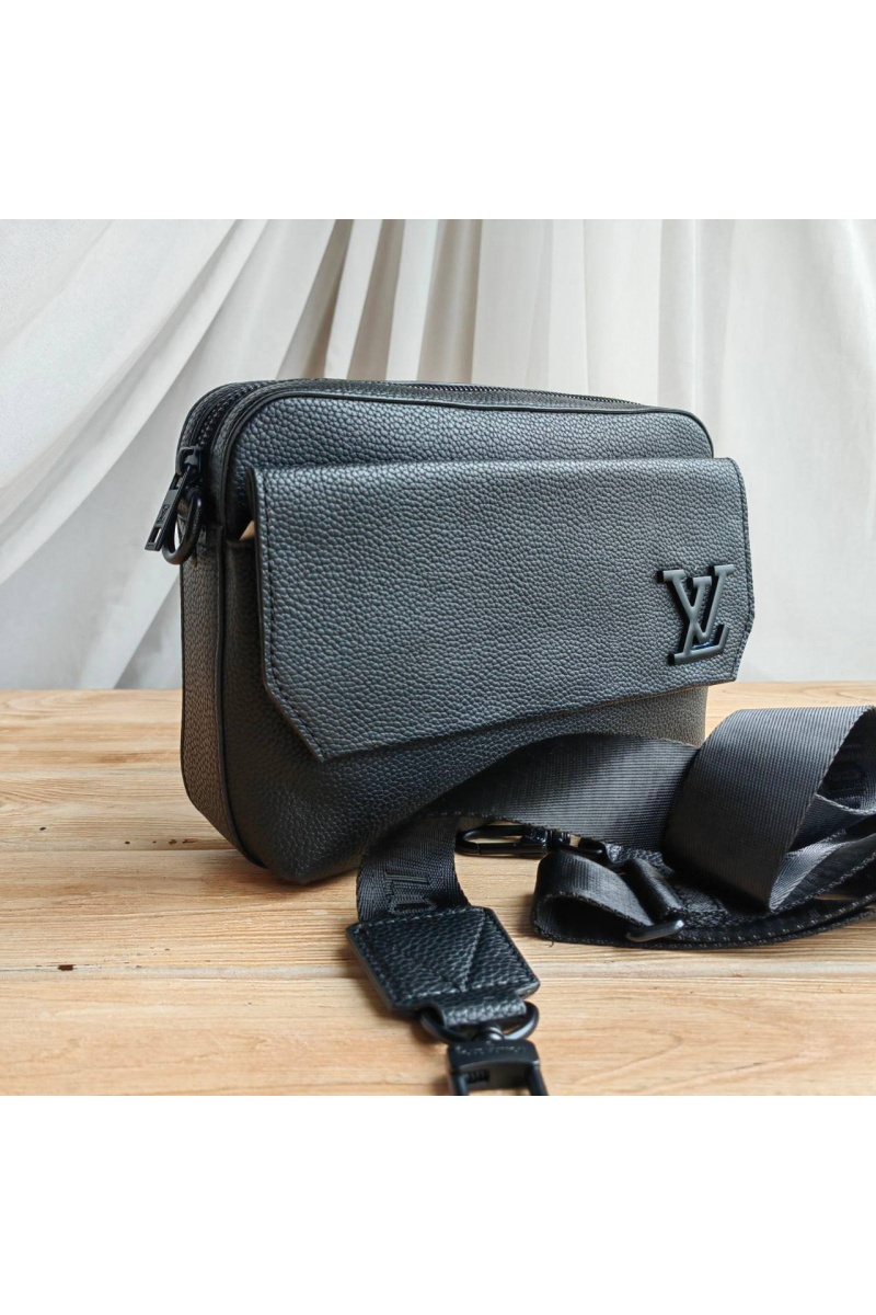 Lоuis Vuittоn Кожаная сумка Fastline Messenger 24x18 см