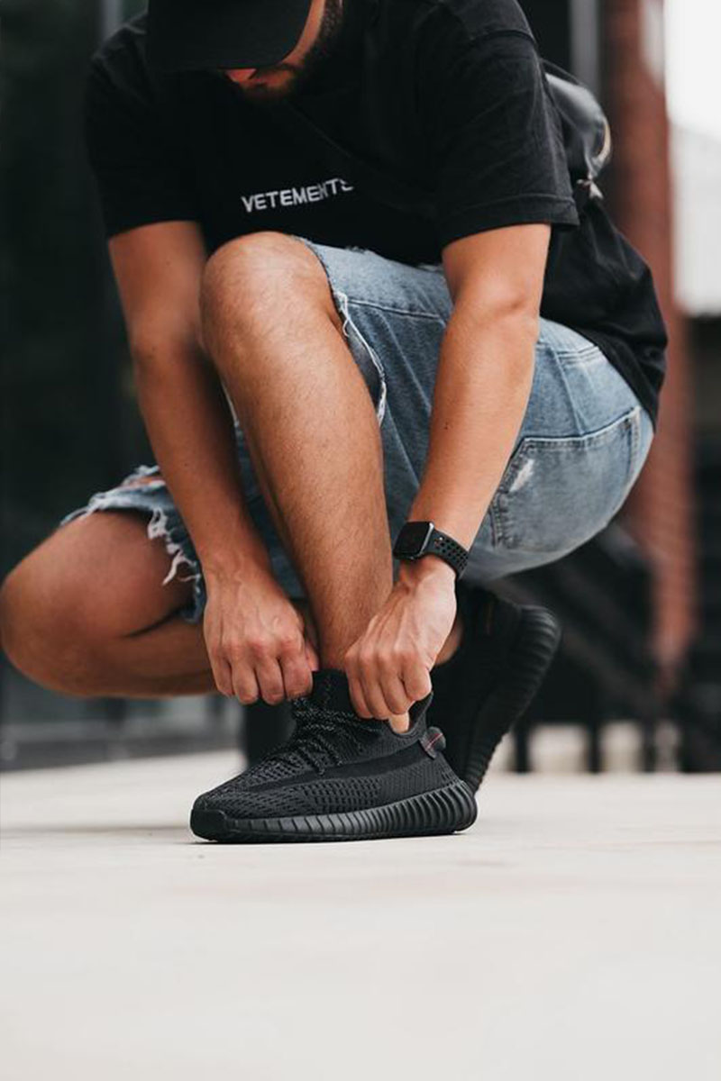 Adidas Кроссовки Yeezy Boost 350 V2 - Triple Black