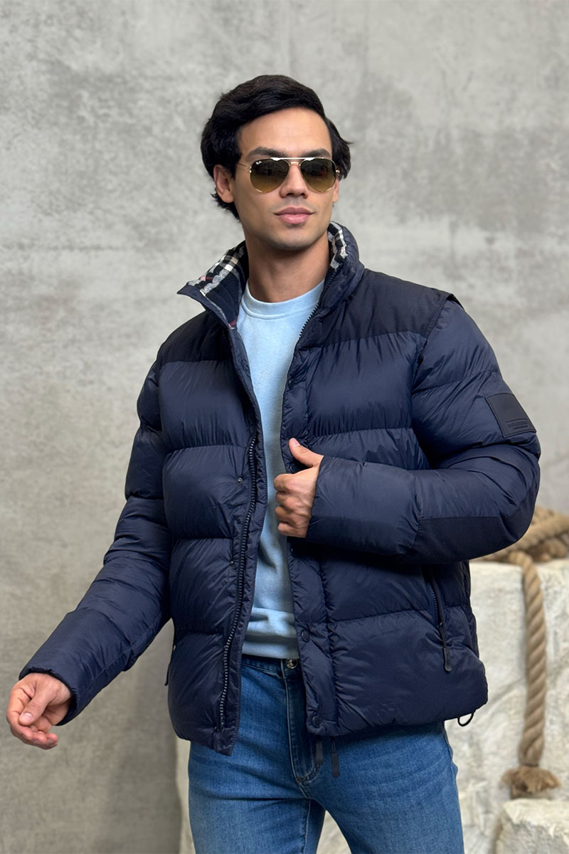 Burberry Синяя куртка со съёмными рукавами London England logo-patch