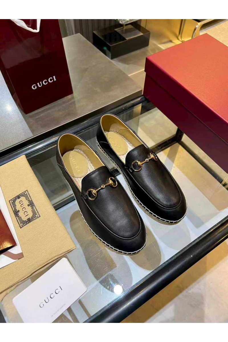 Gucci Женские кожаные лоферы GG Horsebit premium