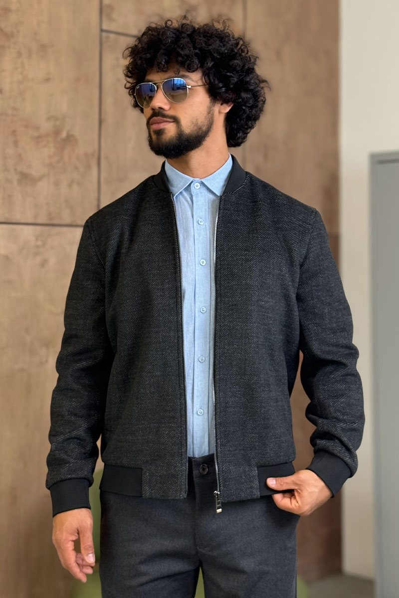 Hugо Воss Мужской бомбер чёрного цвета