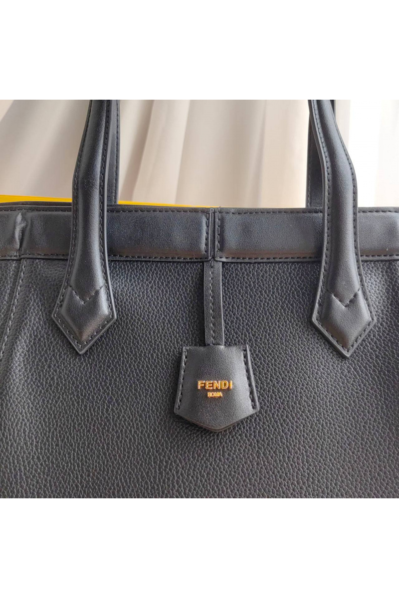 Fendi Кожаная сумка Origami Large 40x27 см