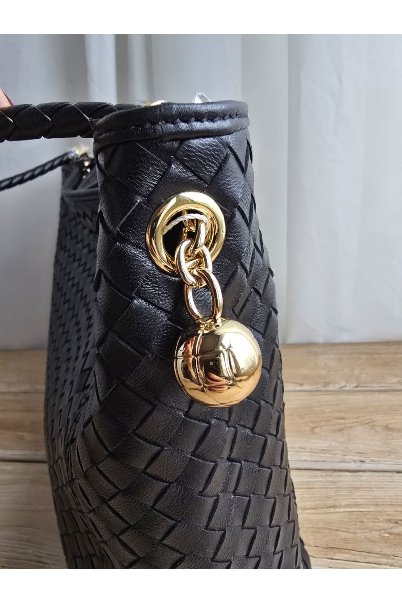 Bottega Veneta Кожаная сумка 33x26 см