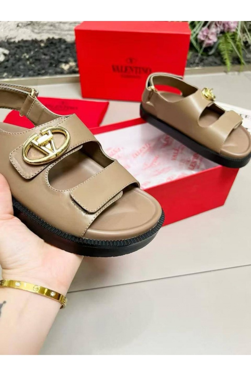 Valentino Женские кожаные сандалии Rockstud