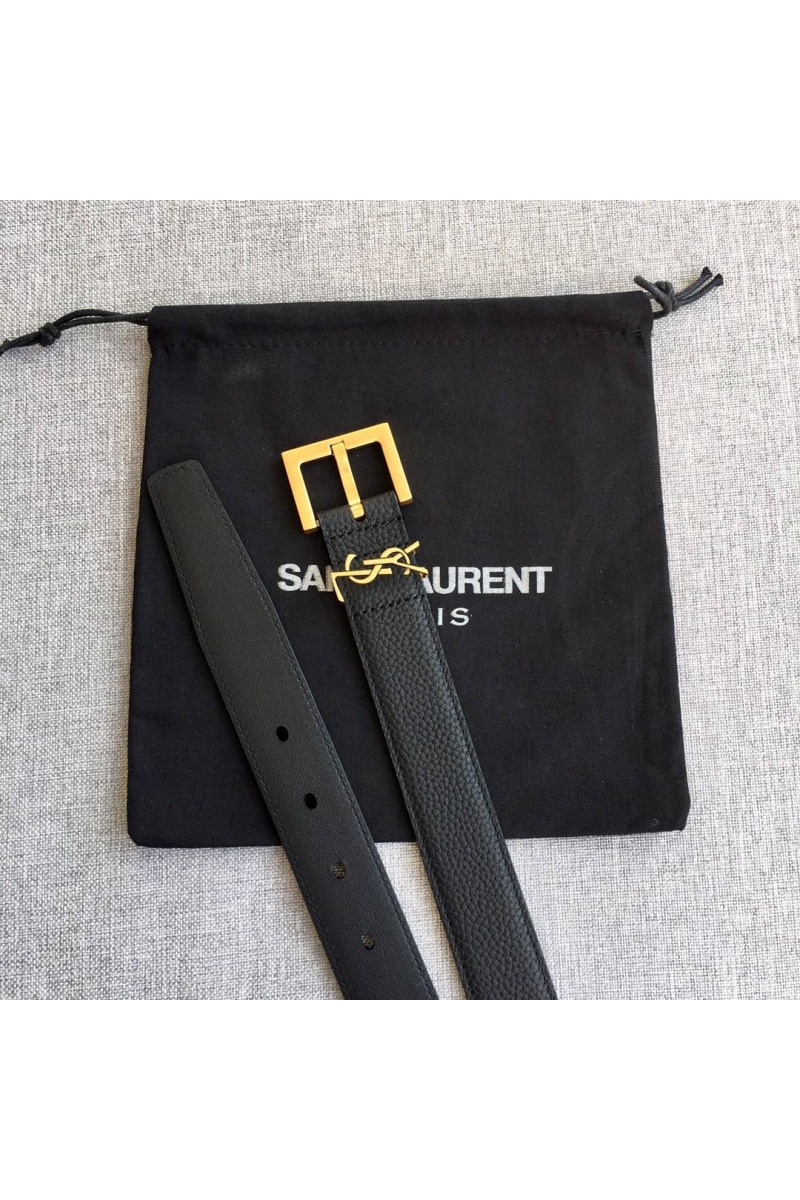 Yves Saint Laurent Кожаный ремень Cassandre (ширина 2 / 3 см)